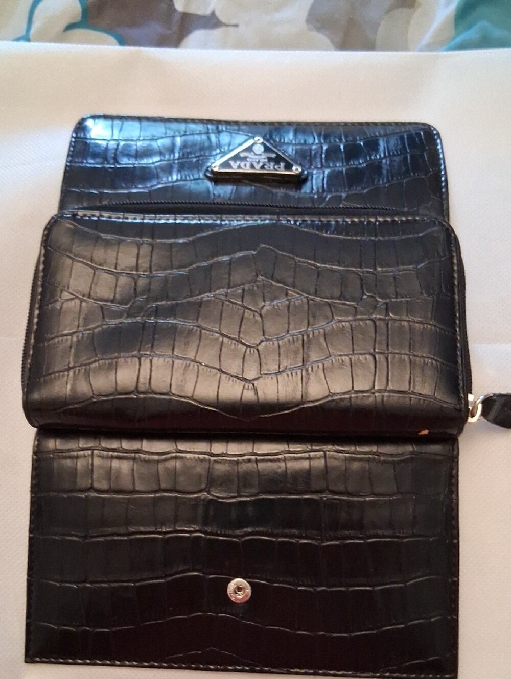 Prada Black Croc-Embossed Leather Flap Wallet with Logo Plaque - Picture 3 of 4